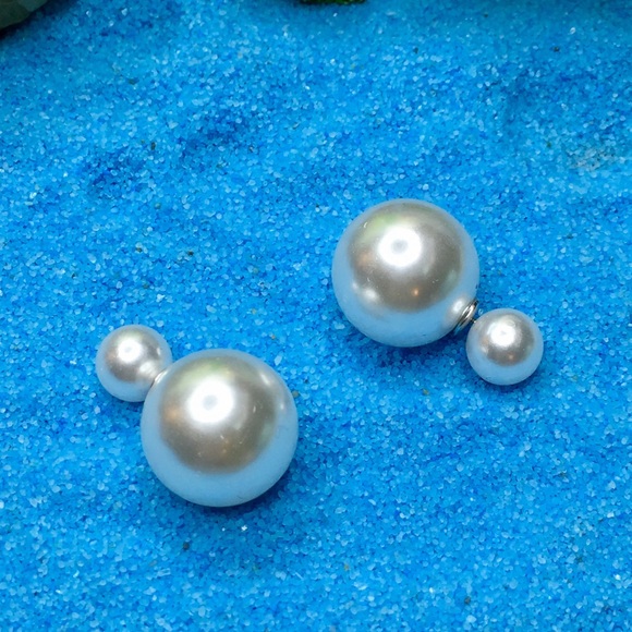 Pearl White Candy Double Stud Earrings - Picture 7 of 7